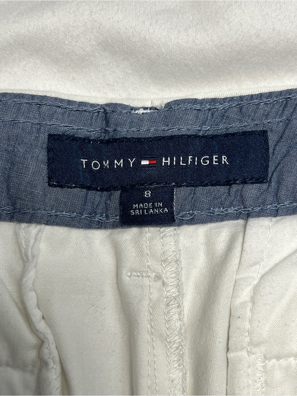 Tommy Hilfiger White Bermuda Shorts Size 8 Cotton Stretch Classic Preppy - Picture 4 of 10